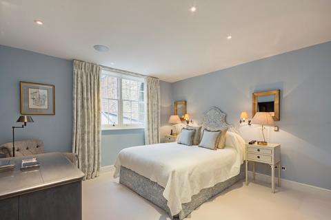 undefined, Rutland Street, Knightsbridge Village, London SW7