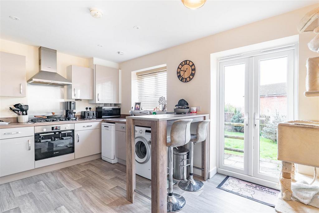 Kitchen/Dining Room