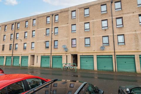 2 bedroom flat to rent, 56 Milnpark Gardens