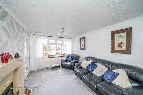 undefined, Falcon close, Walsall WS6