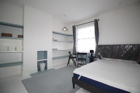 undefined, Southbury Road, Enfield