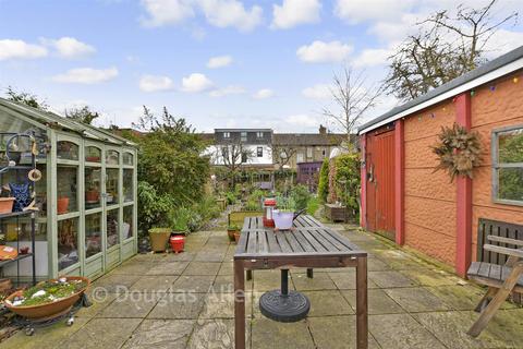 undefined, Broomhill Road, Ilford, Essex