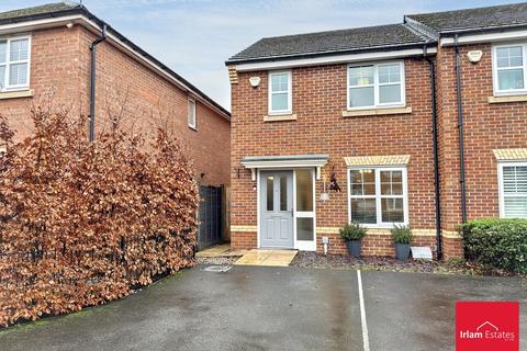 Roseway Avenue, Cadishead, M44
