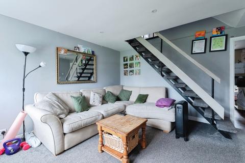 2 bedroom semi-detached house for sale, Barnaby Close, Salisbury, SP5