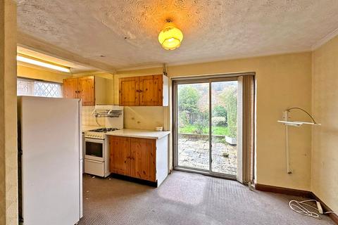 2 bedroom semi-detached house for sale, Meadow Lane, Wombourne, WV5