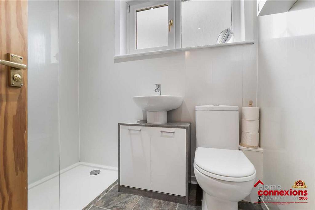 Shower Room (1)