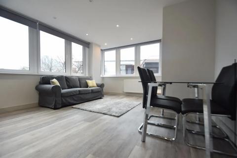 1 bedroom flat for sale, High Street, Uxbridge UB8