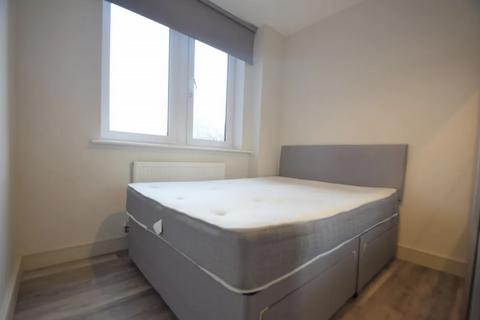 1 bedroom flat for sale, High Street, Uxbridge UB8