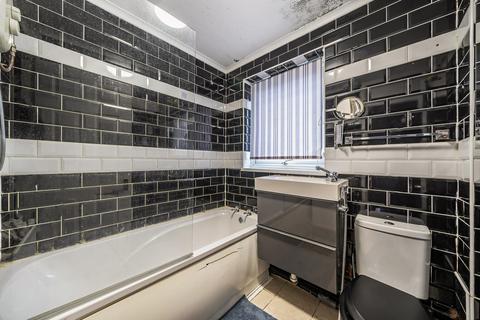 undefined, Cornish Grove, London