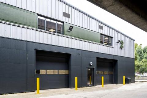 Warehouse to rent, Lee Conservancy Rd London E9 5HW