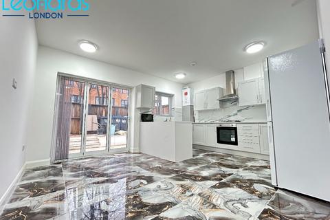 Robinson Road, London