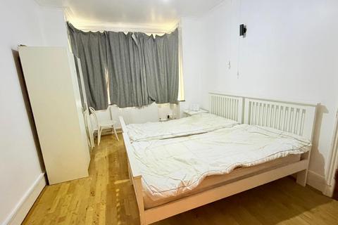 undefined, Pinner Road, Harrow HA1