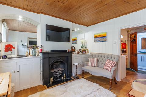 undefined, Sun Hill, Cowes, Isle Of Wight, PO31