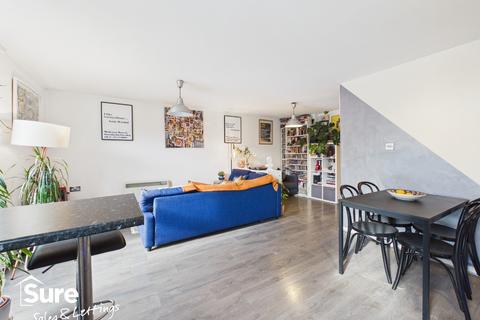 undefined, Double Room in Shared Apartment - Bohemia, Hemel Hempstead, Hertfordshire, HP2 5RW