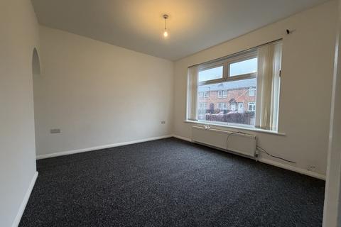 3 bedroom semi-detached house to rent, Flodden Street, Newcastle upon Tyne NE6