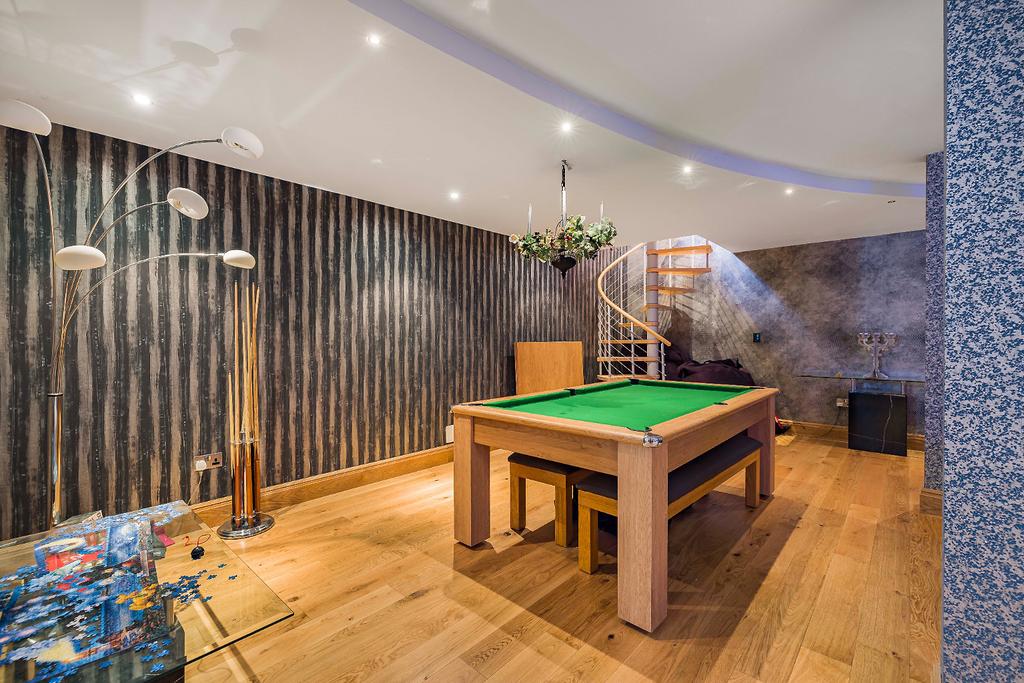 Games room.