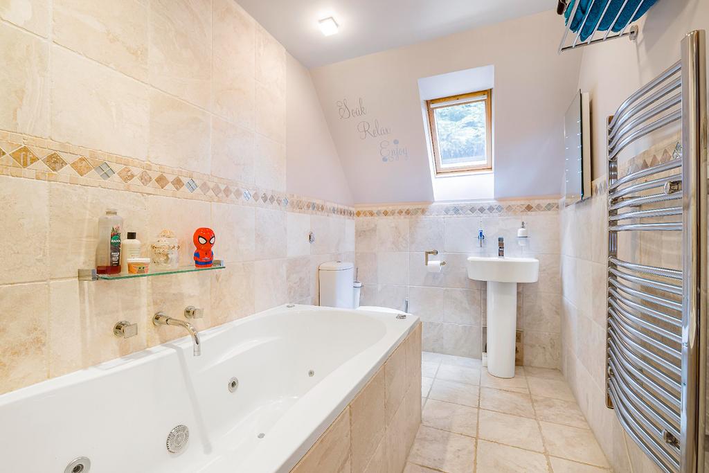 Family bathroom.