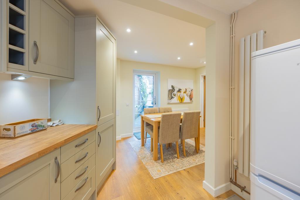 Ewemove Taunton - Nichol Place (18)