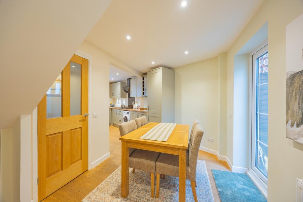 Ewemove Taunton - Nichol Place (16)