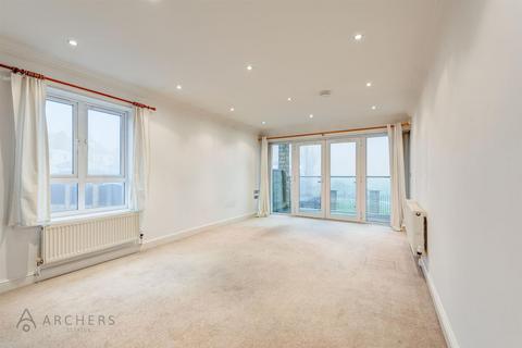 2 bedroom apartment to rent, Northfield Court, Crookes, Sheffield