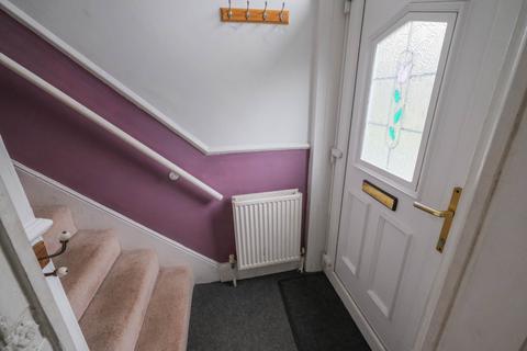 3 bedroom terraced house for sale, Coniston Road, Holmfirth HD9
