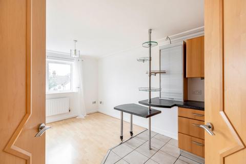 1 bedroom flat to rent, High Street, Berkhamsted HP4
