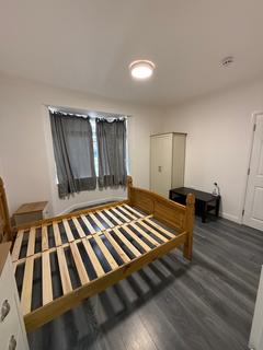 undefined, Kingsley Road, Hounslow TW3