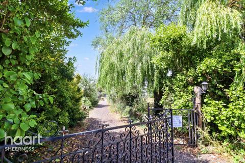 undefined, Warden Road, Kent