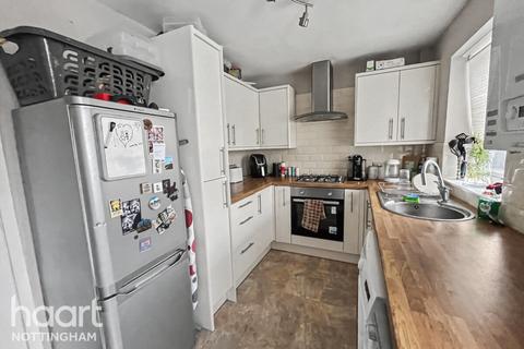 2 bedroom semi-detached house to rent, Downing Street, Nottingham