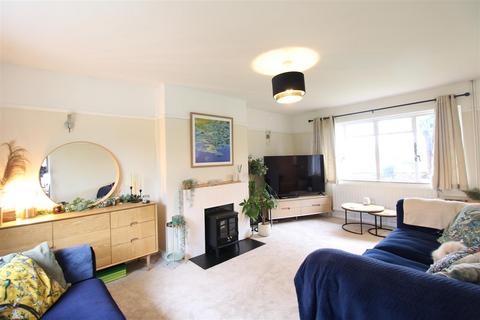 3 bedroom detached bungalow for sale, Baring Road, Cowes PO31