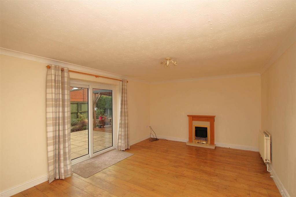 Living Room - 1.JPG