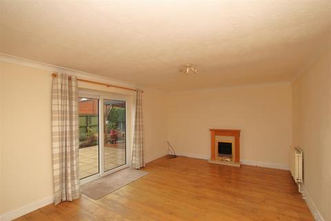 2 bedroom bungalow for sale, Nursery Close, Langworth, Lincoln LN3