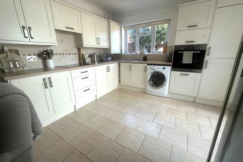 undefined, Watermans Lane, Dibden Purlieu