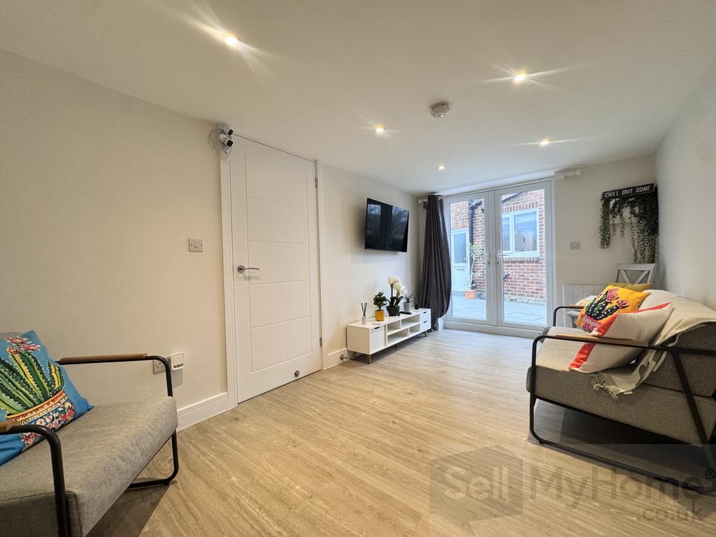 Annex / living room