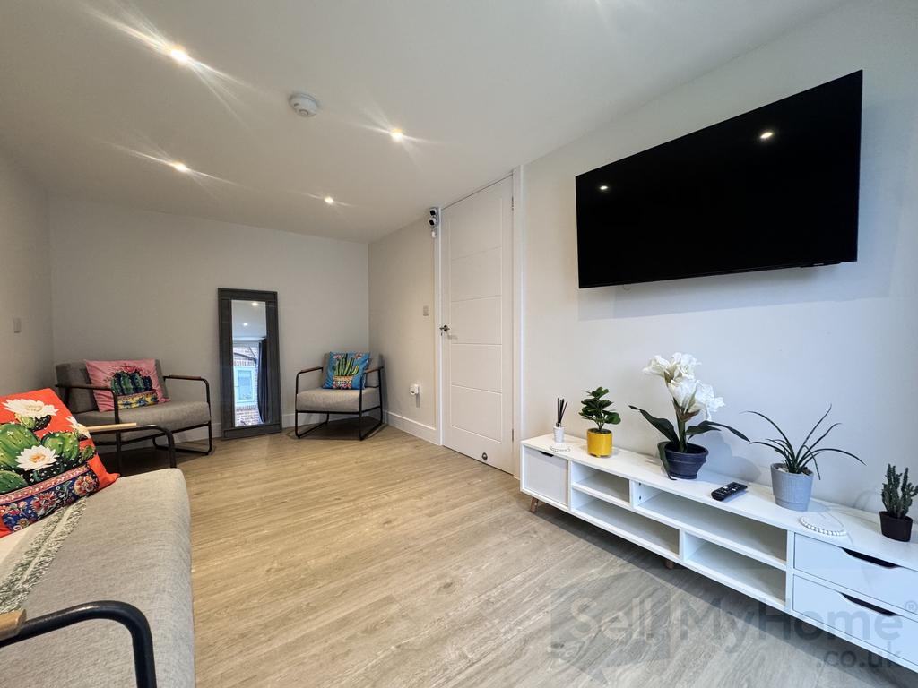 Annex / living room