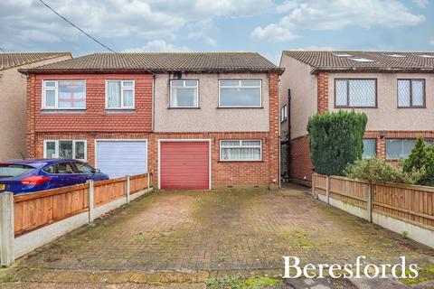 Acacia Gardens, Upminster, RM14