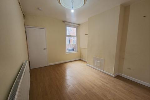 2 bedroom terraced house to rent, 62 Mount Road, LEICESTER, LE5 3DJ
