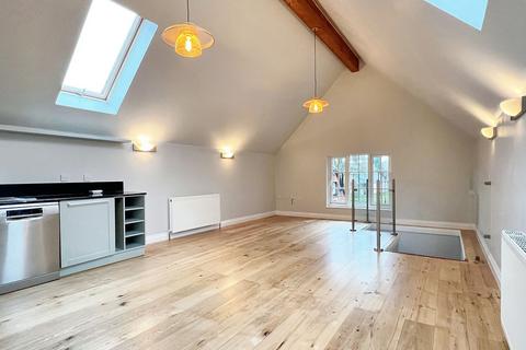 undefined, Main Road, Hursley, SO21