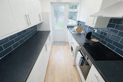 4 bedroom semi-detached house for sale, Forest Road, Fishponds, BS16