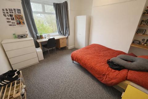 4 bedroom semi-detached house for sale, Forest Road, Fishponds, BS16