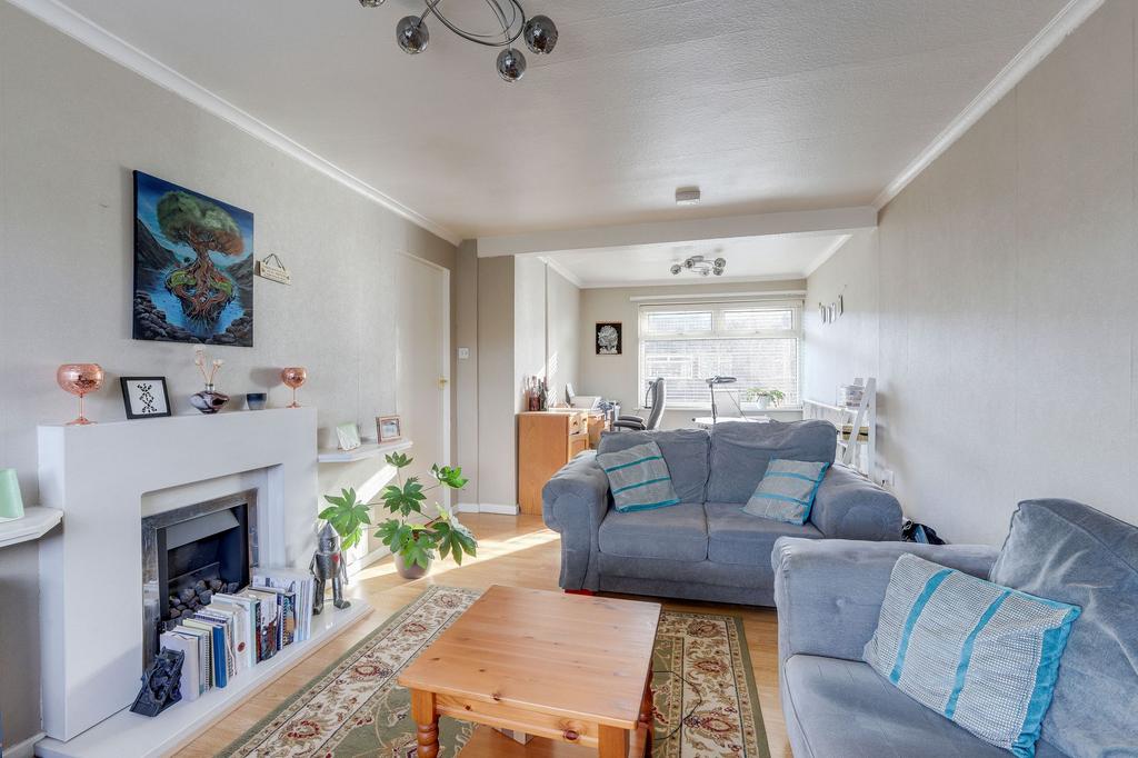 Living/Dining Room
