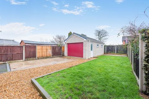 3 bedroom semi-detached house for sale, Gladstone Road, Broughton, CH4