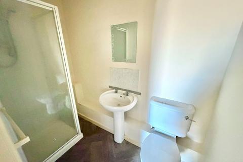 undefined, Flat 3, 91 Abbey Road, Torquay, Devon, TQ2 5NN