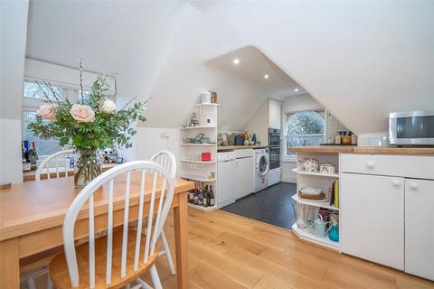 2 bedroom apartment for sale, Ailanthus House, Highgate N6
