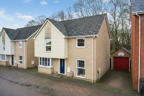 4 bedroom detached house for sale, Silvo Road, Queens Hills, Norwich
