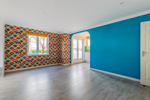 2 bedroom apartment for sale, Conway Road, Cardiff CF11