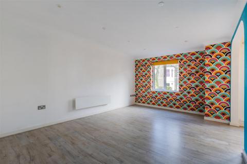 2 bedroom apartment for sale, Conway Road, Cardiff CF11