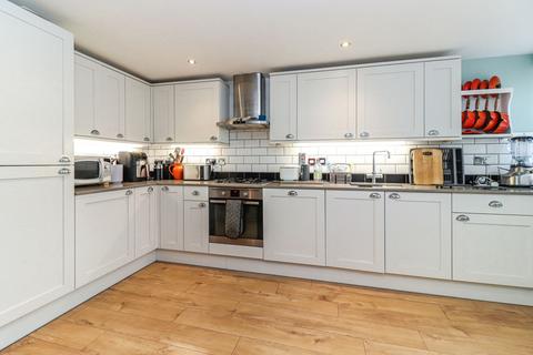 undefined, Egg Farm Lane, Kings Langley, WD4