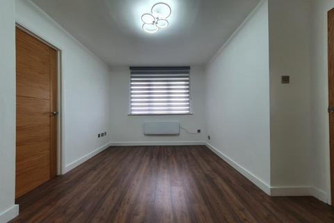 1 bedroom flat to rent, Larmans Road, Enfield
