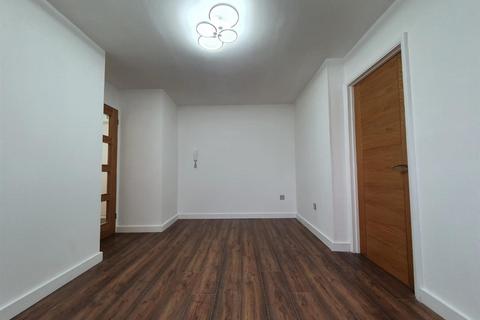 1 bedroom flat to rent, Larmans Road, Enfield